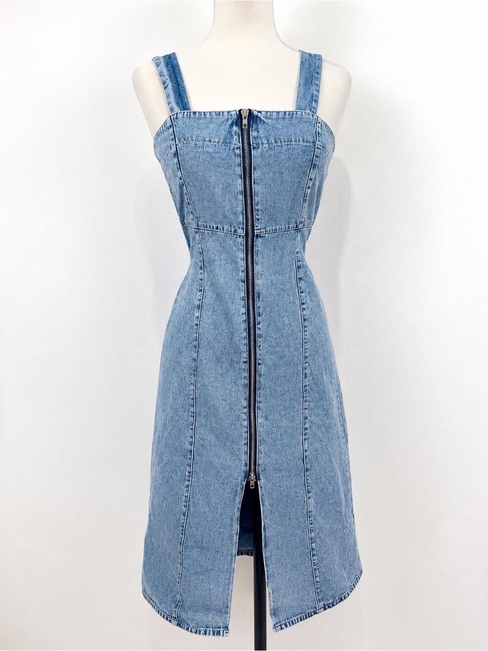 Front-Zip Light Blue Denim Midi Dress